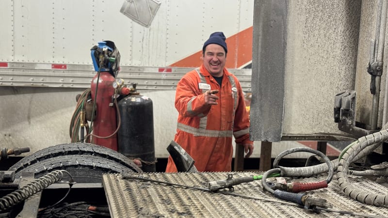 Mobile truck repair technician roadside